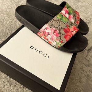 Gucci GG Blooms Floral Slides